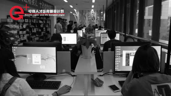 \ 云图片